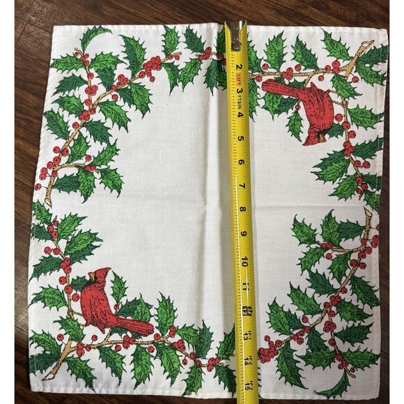 8 Christmas Napkins White Red Cardinal Green Holly 15.5”x14.5” Winter Scene Vtg - Picture 3 of 10